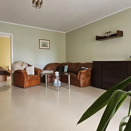 Apartment Tovarova17 *